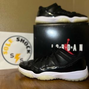 Jordan 11 Low 72-10